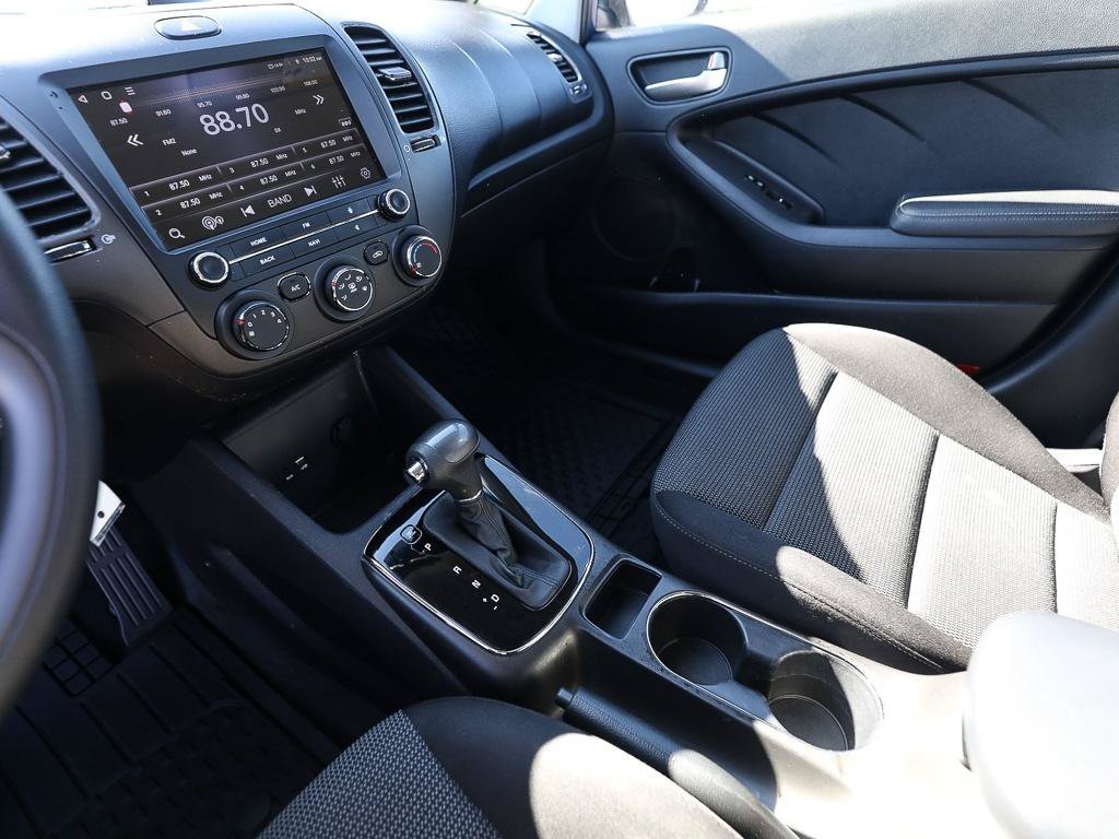 Used 2017 Kia Forte LX FWD image 19