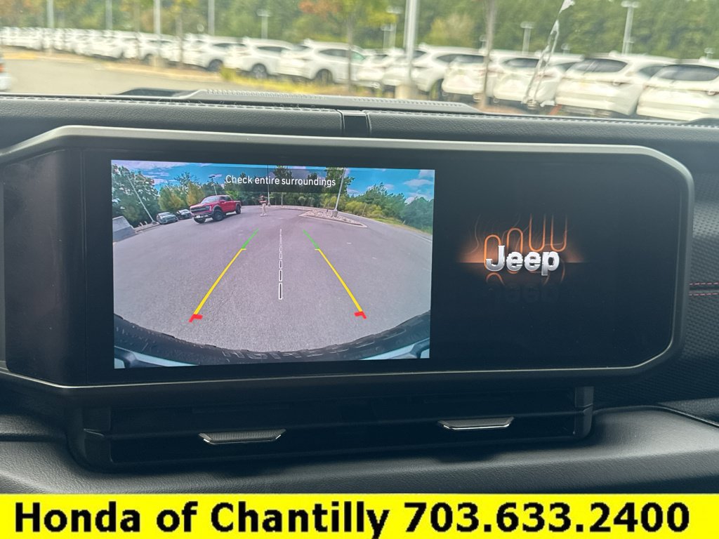 Used 2024 Jeep Wrangler Unlimited Rubicon w/ Safety Group AWD/4WD image 19