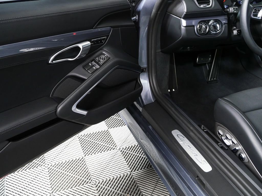 Certified 2025 Porsche 718 Cayman S image 8