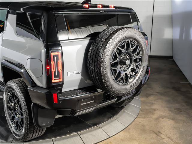 Used 2024 GMC Hummer EV 2X w/ LPO, Sport Package AWD/4WD image 32