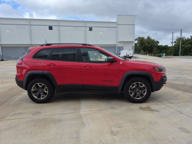 Used 2019 Jeep Cherokee Trailhawk AWD/4WD image 4