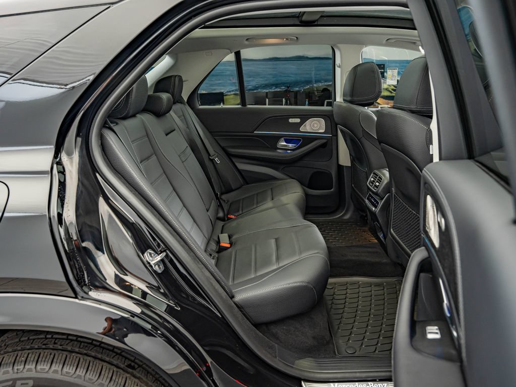 Certified 2025 Mercedes-Benz GLE 580 4MATIC image 39