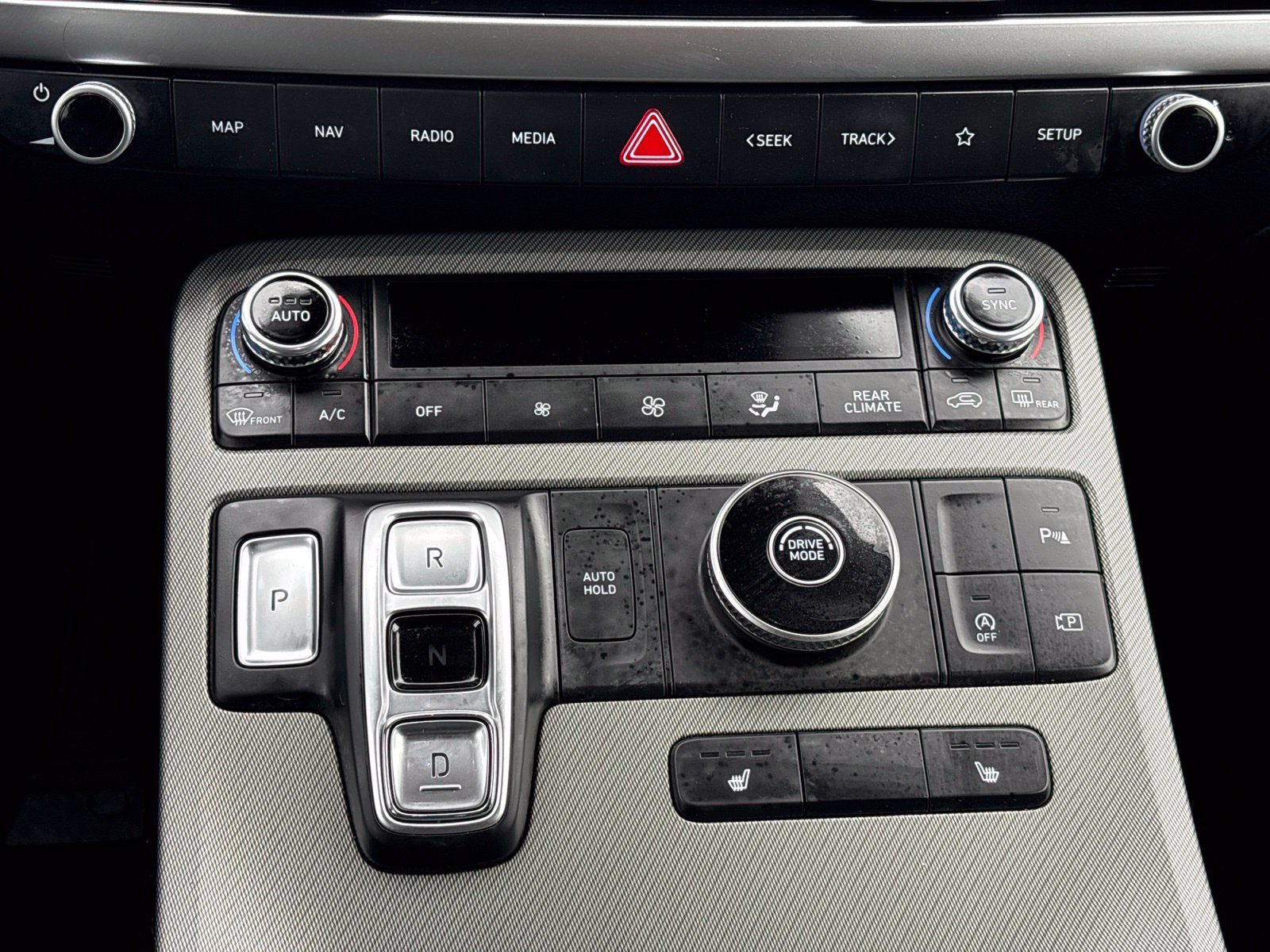 Used 2025 Hyundai Palisade SEL FWD image 27