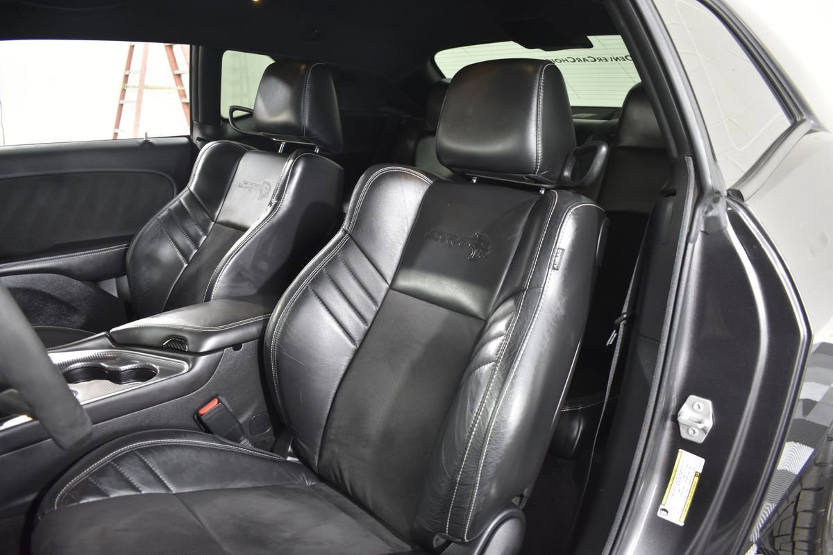 Used 2019 Dodge Challenger SRT Hellcat w/ Alcantara Appearance Package image 11