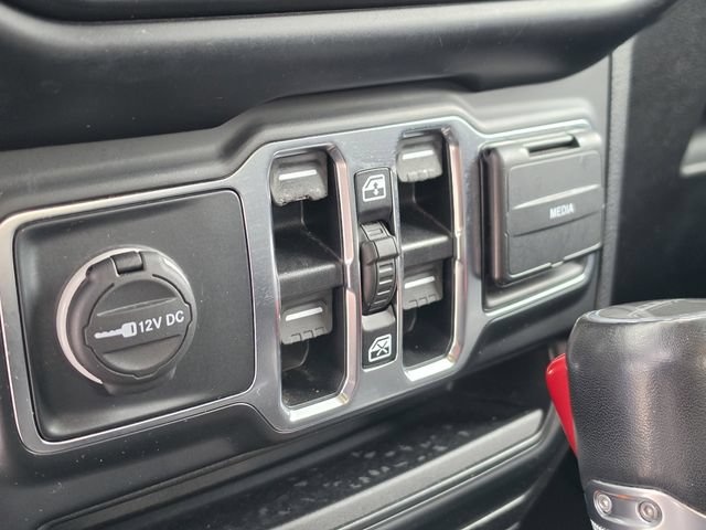 Used 2021 Jeep Gladiator Overland w/ Popular Equipment Package AWD/4WD image 22