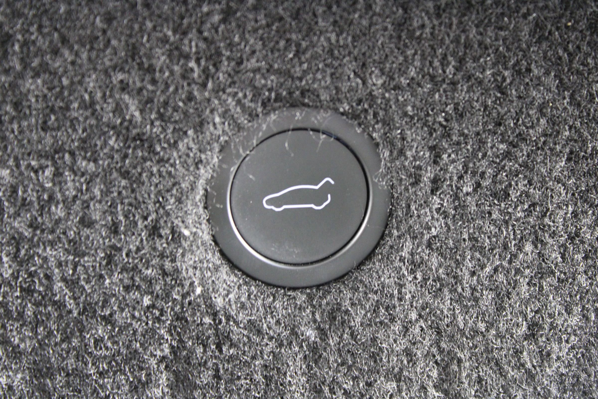 Used 2021 Tesla Model S Plaid image 24