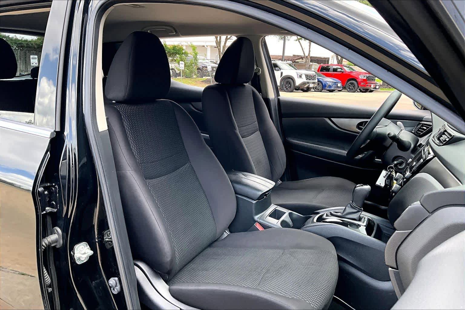 Certified 2021 Nissan Rogue Sport S FWD image 9