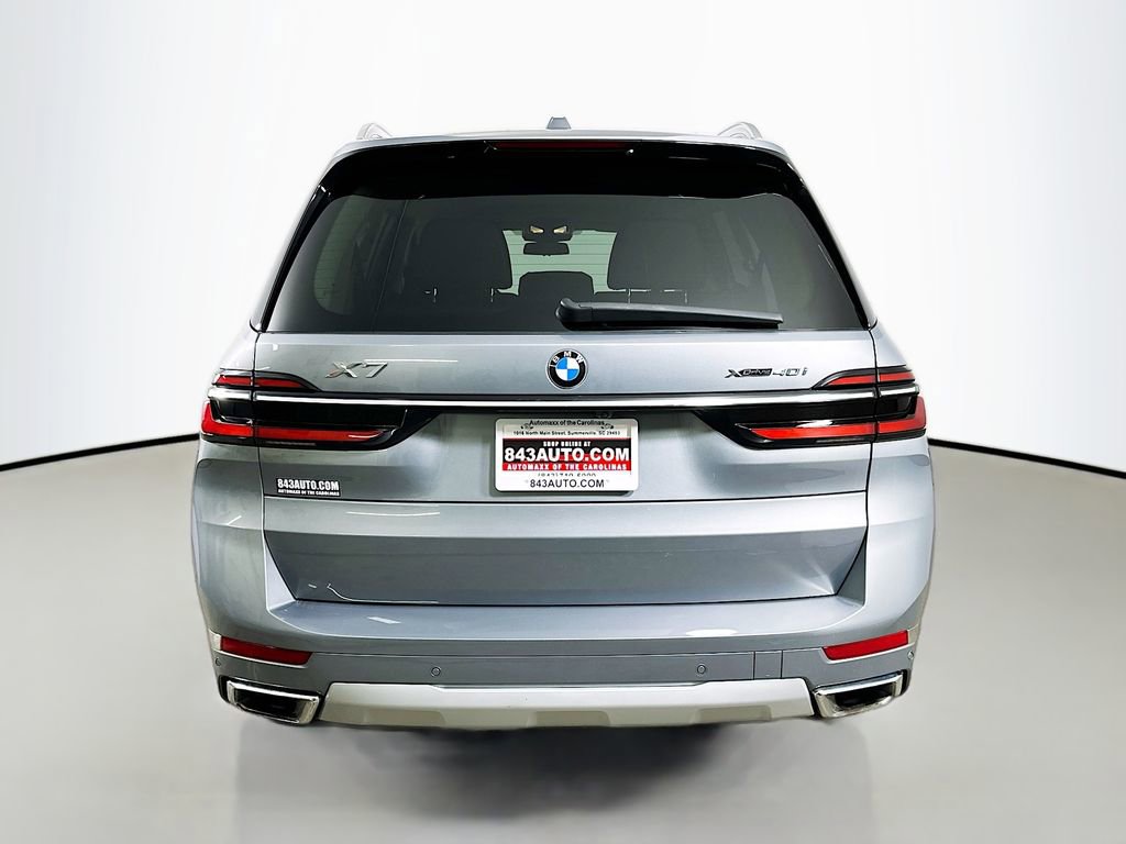 Used 2024 BMW X7 xDrive40i image 6