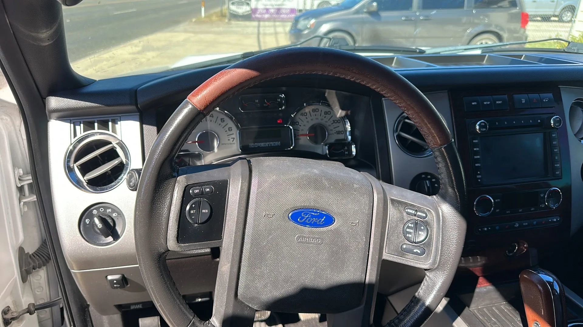 Used 2012 Ford Expedition EL King Ranch image 23