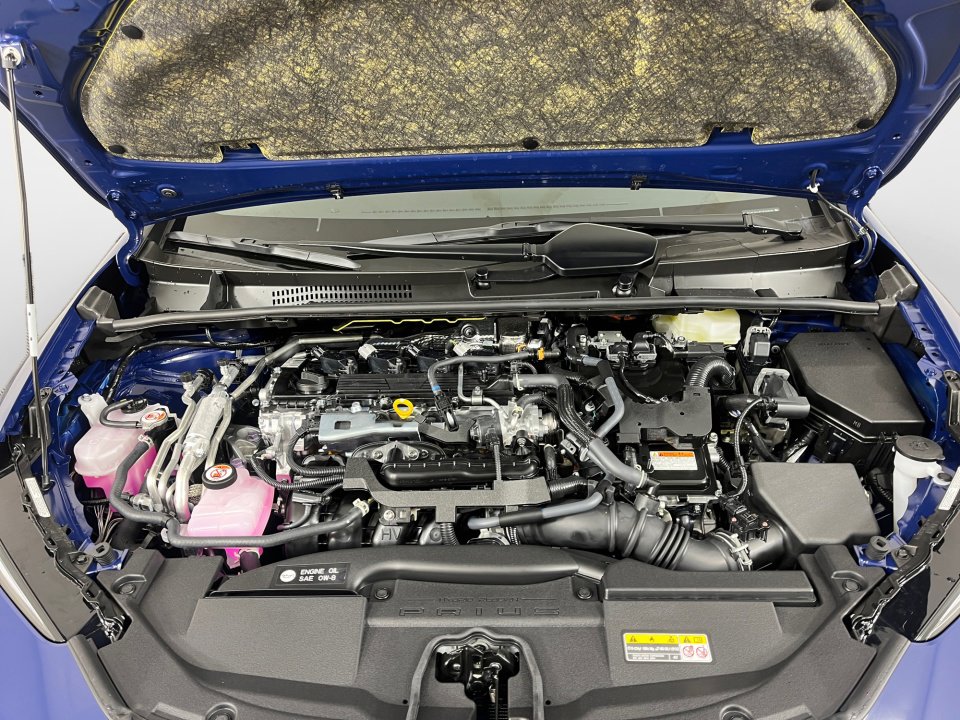 New 2026 Toyota Prius Plug-In Hybrid image 13