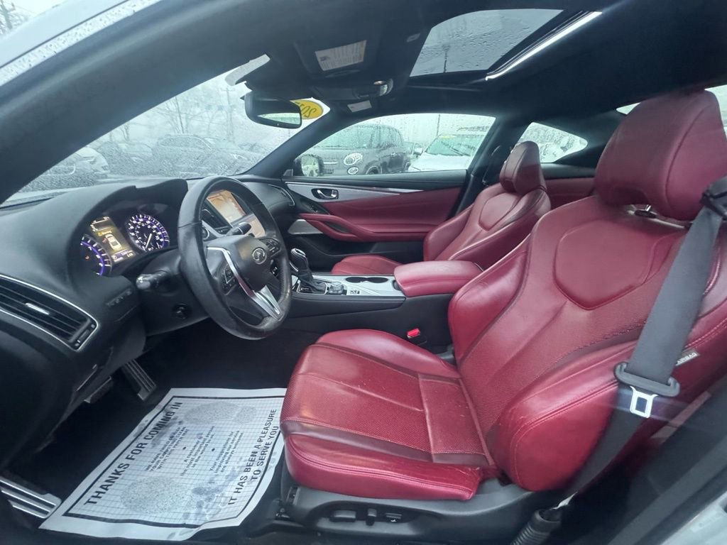 Used 2017 INFINITI Q60 Red Sport 400 image 36