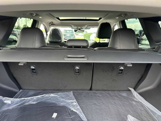 New 2026 Nissan Murano Platinum w/ Cargo Package AWD/4WD image 16