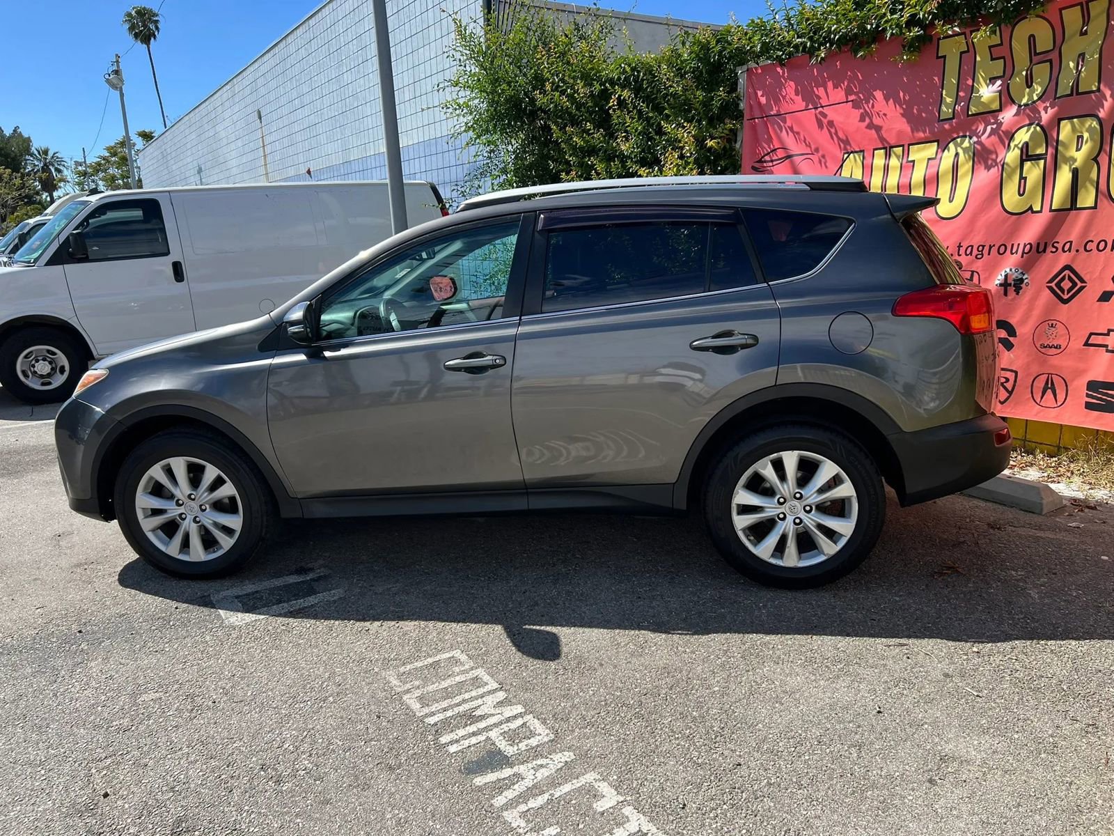 Used 2013 Toyota RAV4 Limited FWD image 7