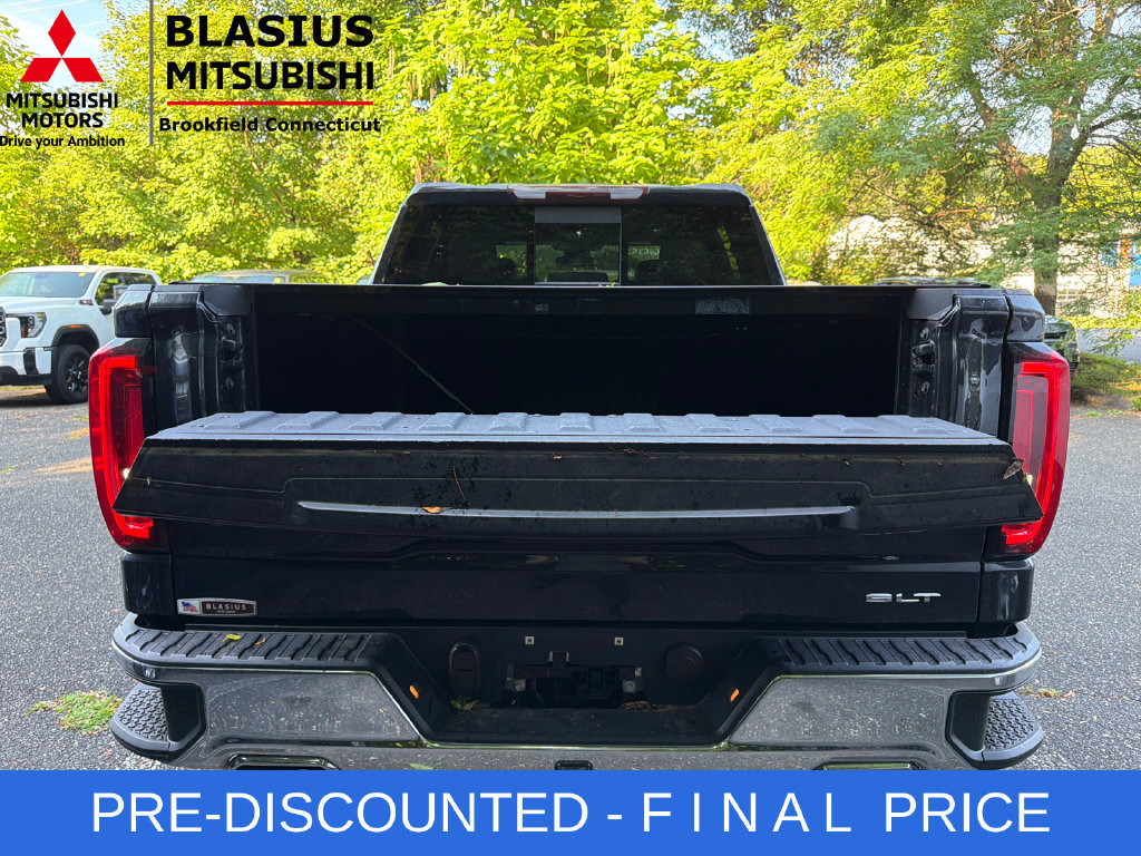 Used 2023 GMC Sierra 1500 SLT w/ SLT Premium Package AWD/4WD image 10