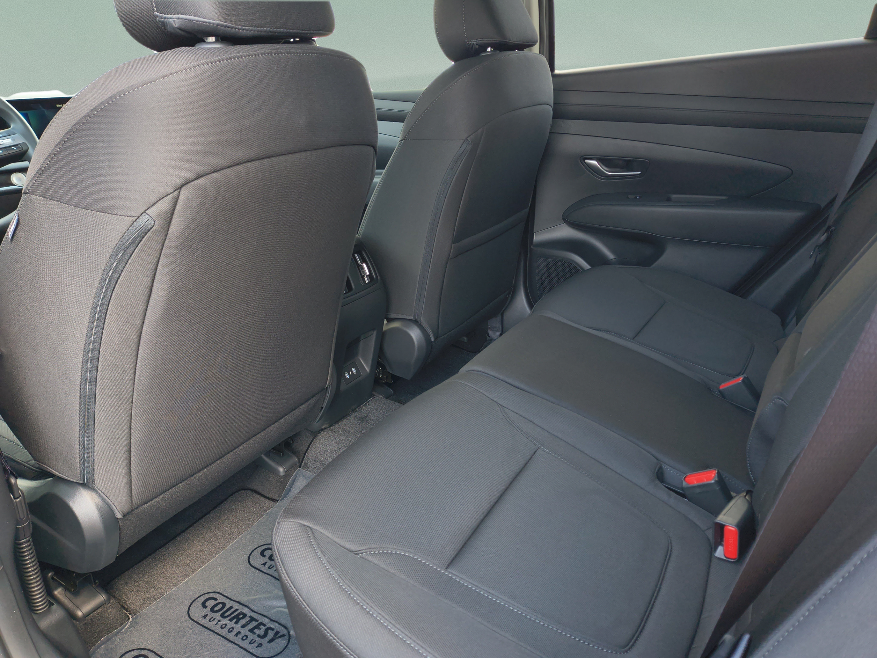 New 2026 Hyundai Tucson SEL FWD image 15