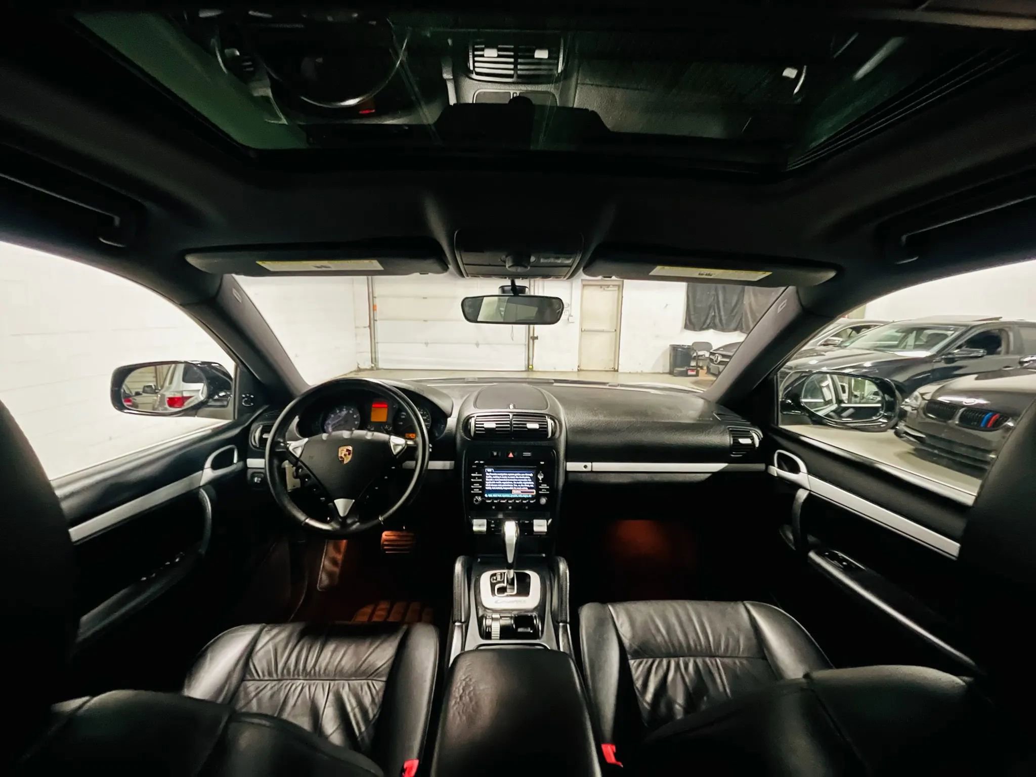 Used 2010 Porsche Cayenne image 11