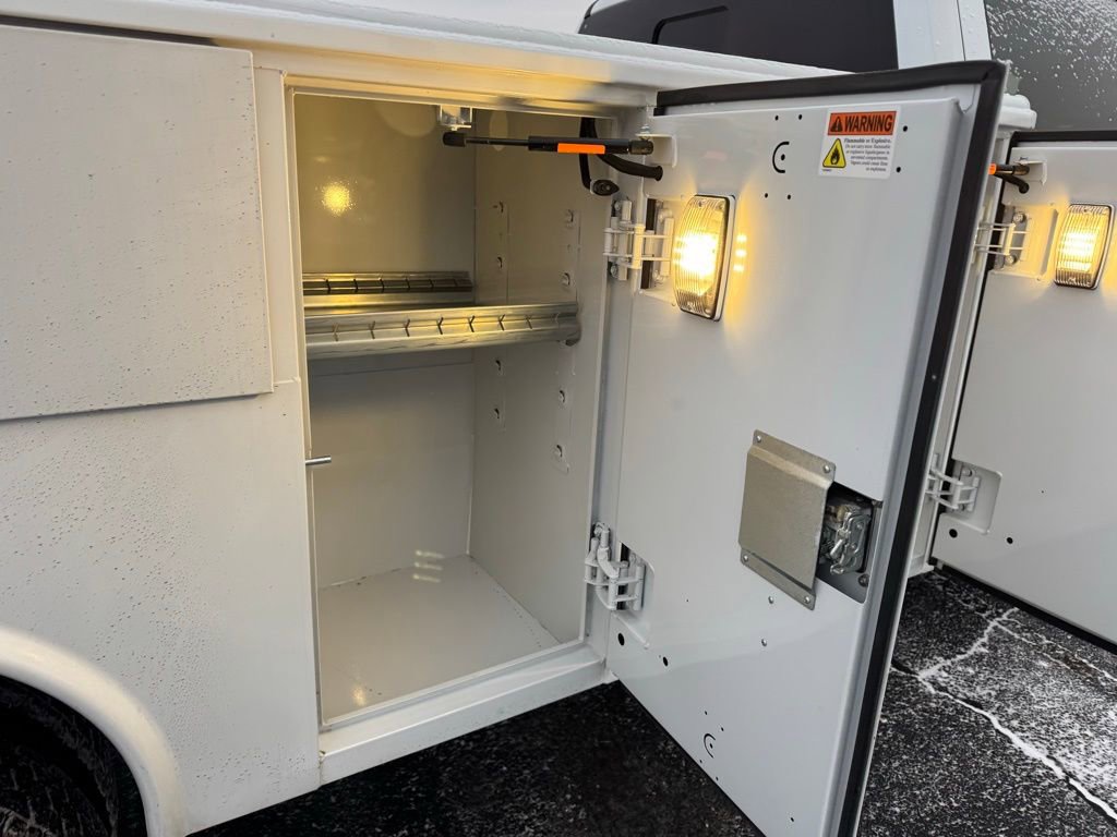 New 2025 Ford F450 XL w/ XL Chrome Package image 44