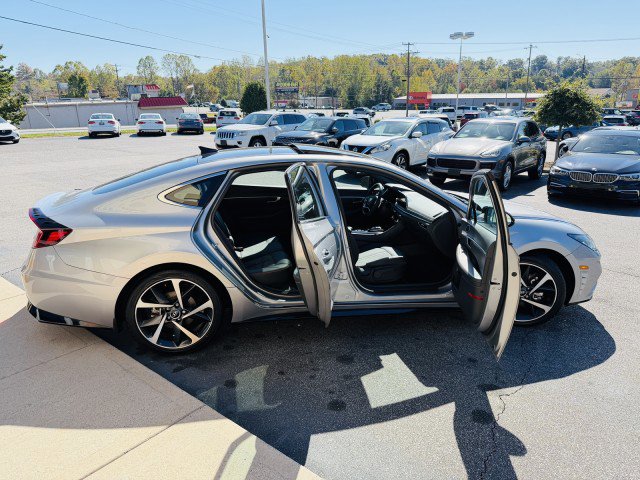 Used 2022 Hyundai Sonata SEL Plus w/ Cargo Package image 18
