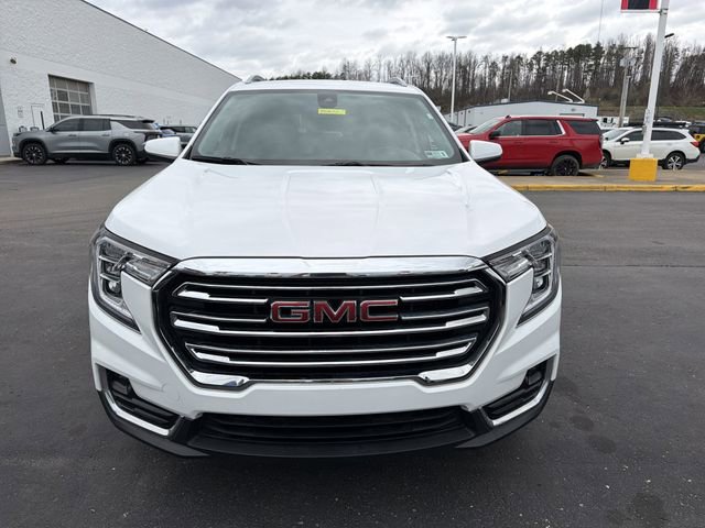 Used 2024 GMC Terrain SLT image 10