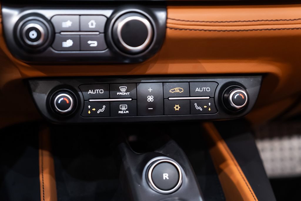 Certified 2020 Ferrari Portofino RWD image 43