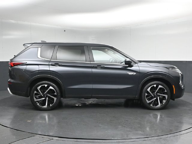 Used 2025 Mitsubishi Outlander SE AWD/4WD image 8