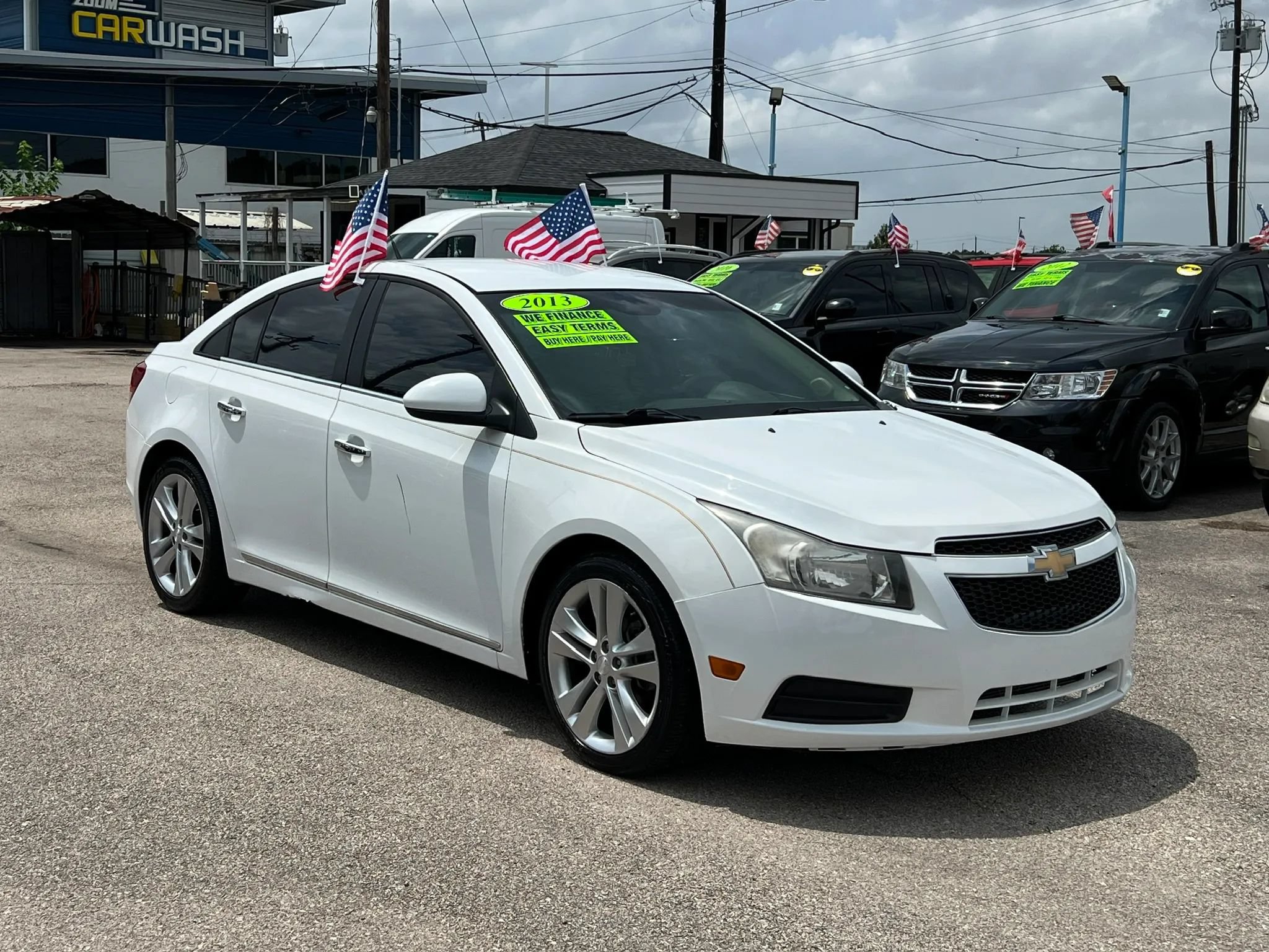 Used 2013 Chevrolet Cruze LTZ FWD image 4