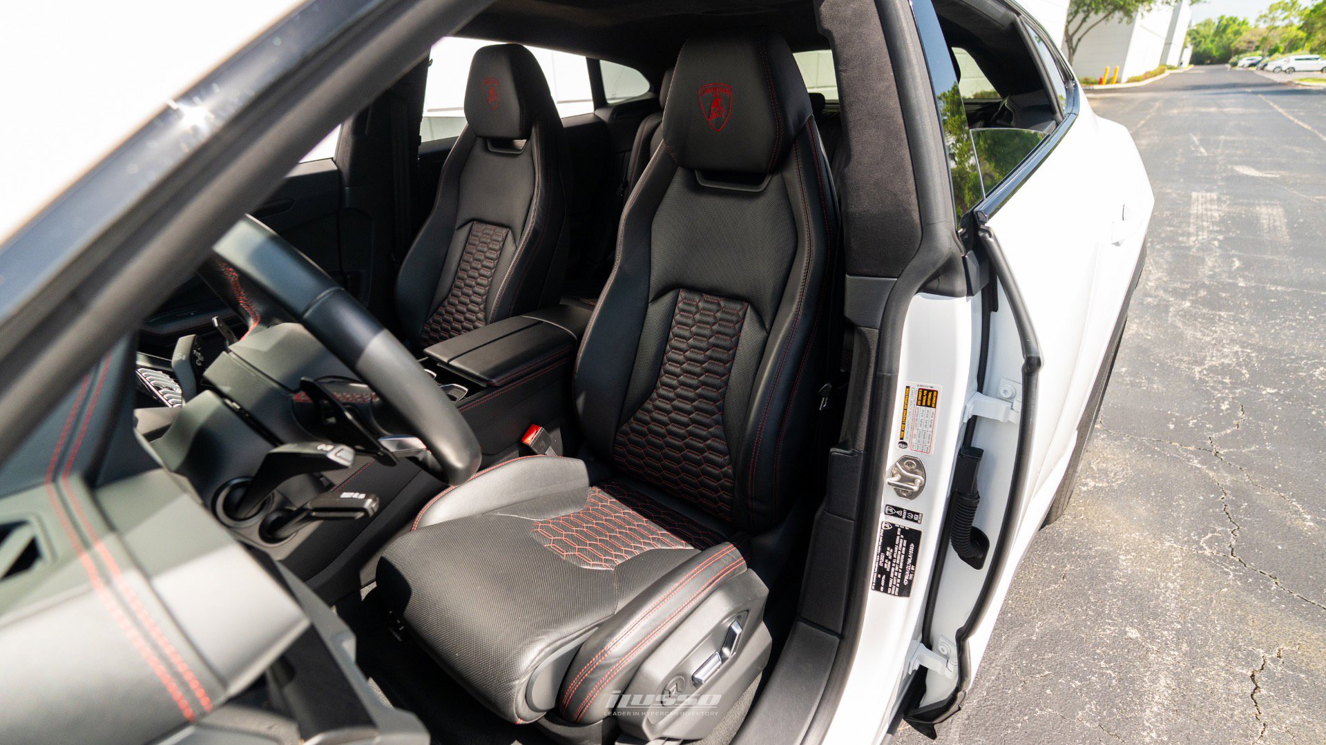 Used 2021 Lamborghini Urus image 29