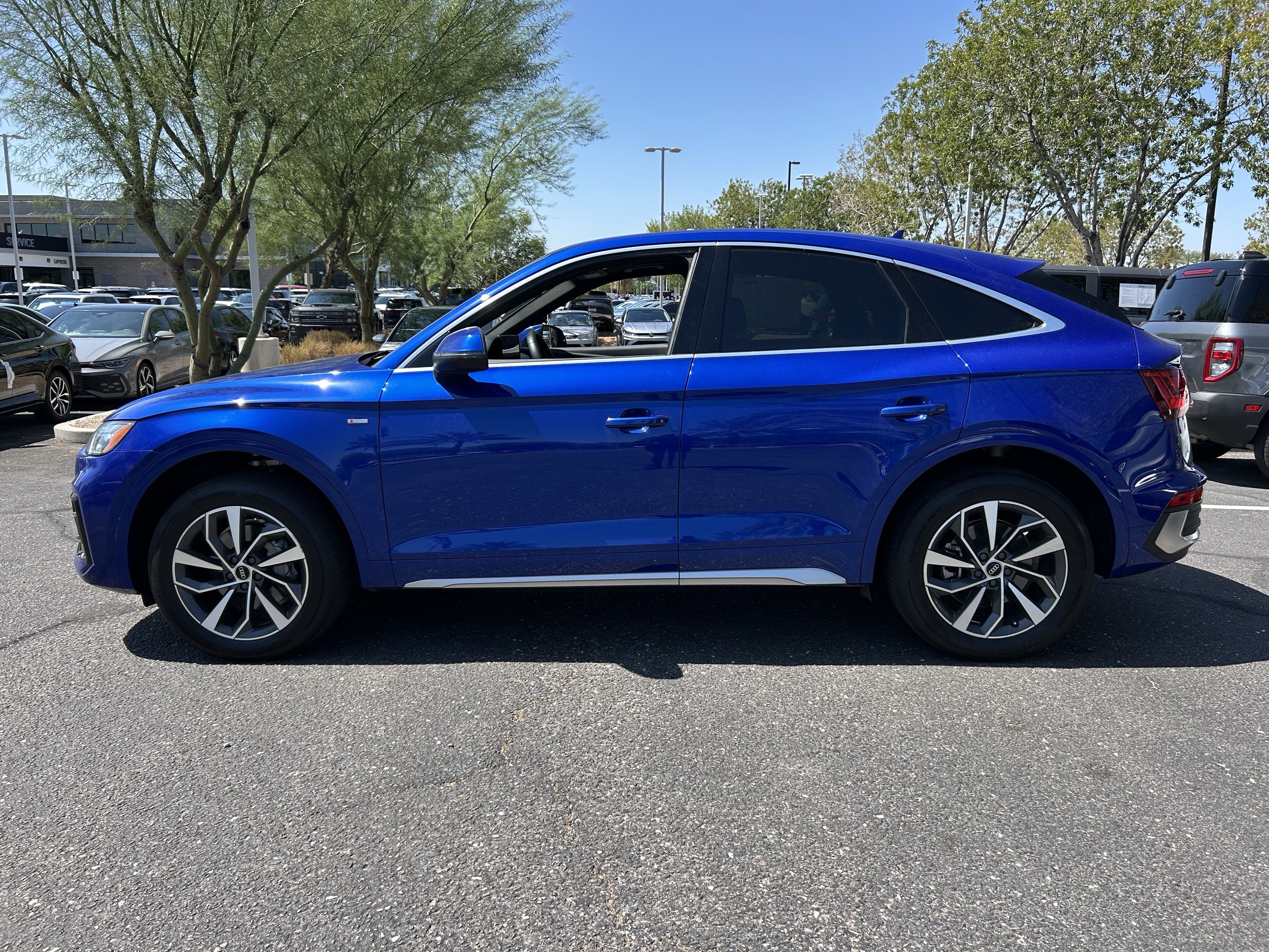 Used 2022 Audi Q5 2.0T Premium Plus AWD/4WD image 2