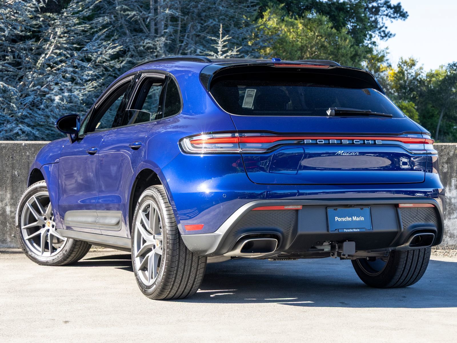 New 2026 Porsche Macan AWD/4WD image 3
