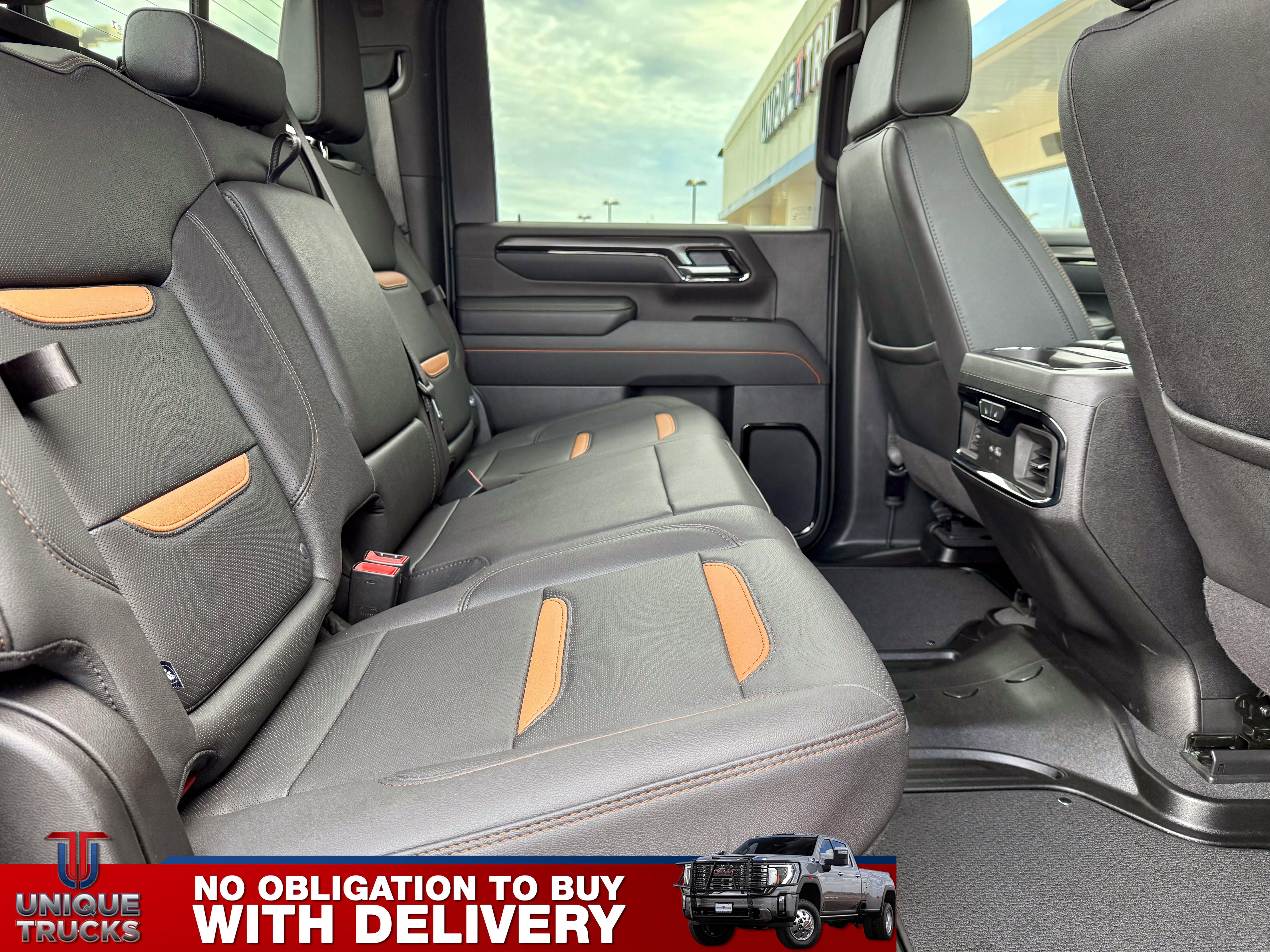 Used 2025 GMC Sierra 3500 AT4 w/ AT4 Premium Plus Package image 27