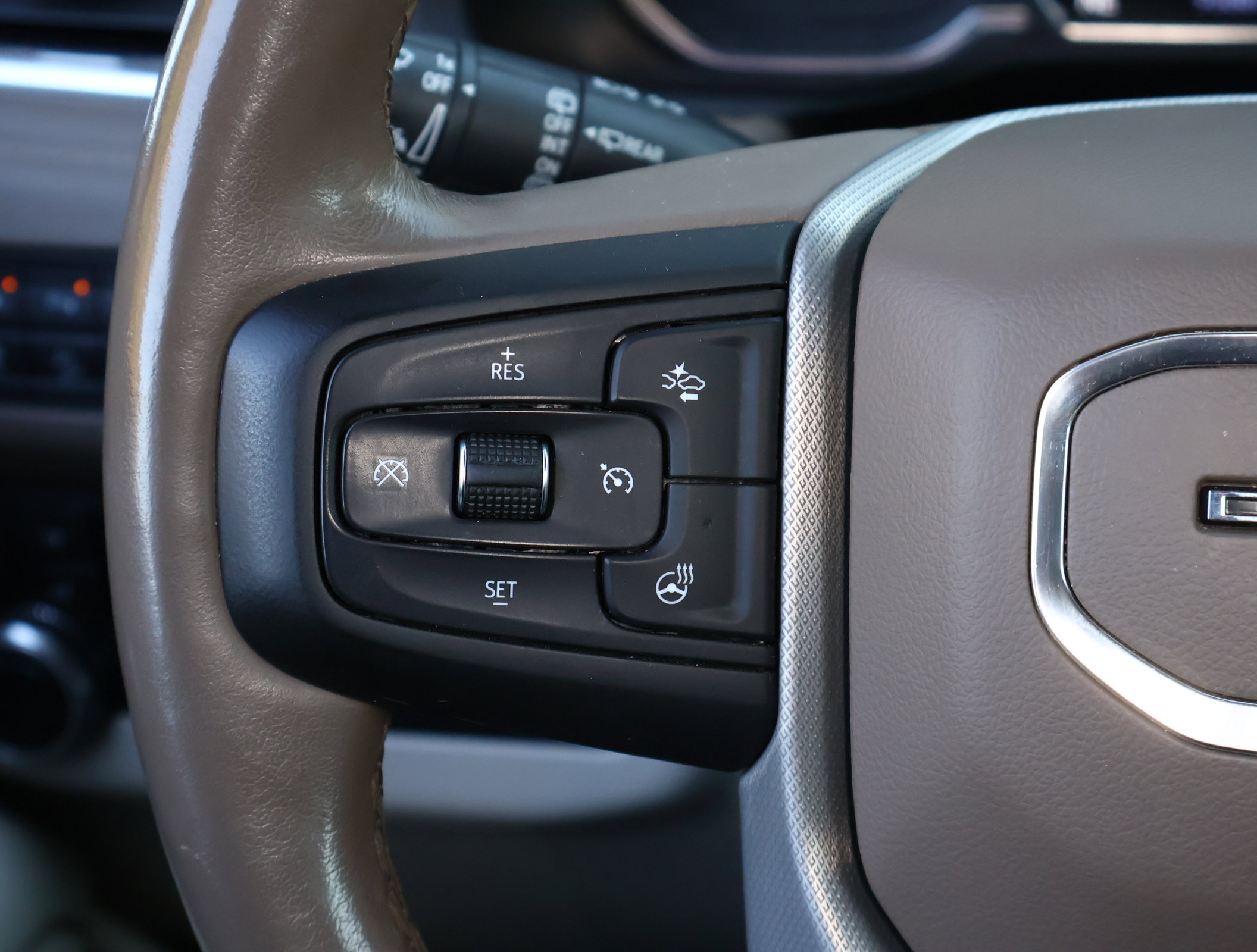 Used 2021 GMC Yukon Denali image 16