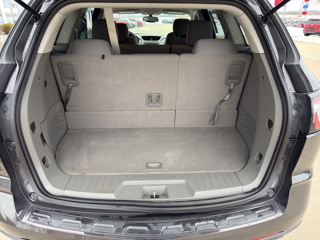 Used 2017 Chevrolet Traverse LS image 14