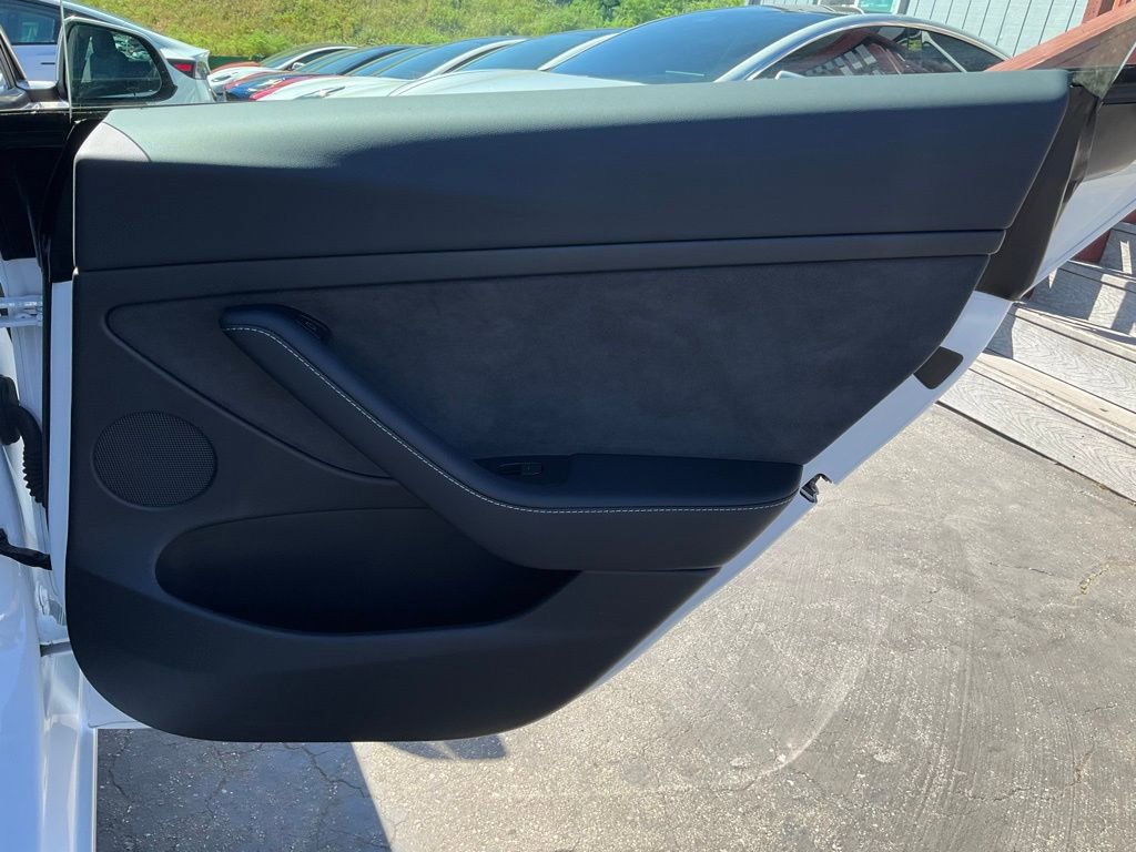 Used 2023 Tesla Model 3 Standard Range image 61