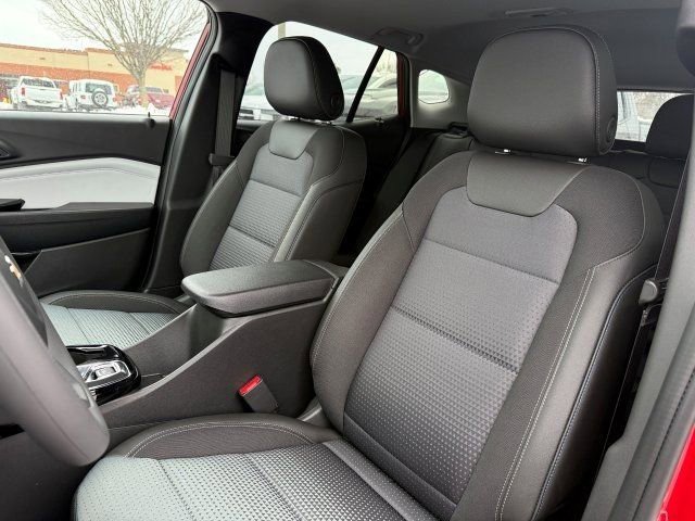 New 2026 Chevrolet Trax LT w/ Sunroof Package image 11