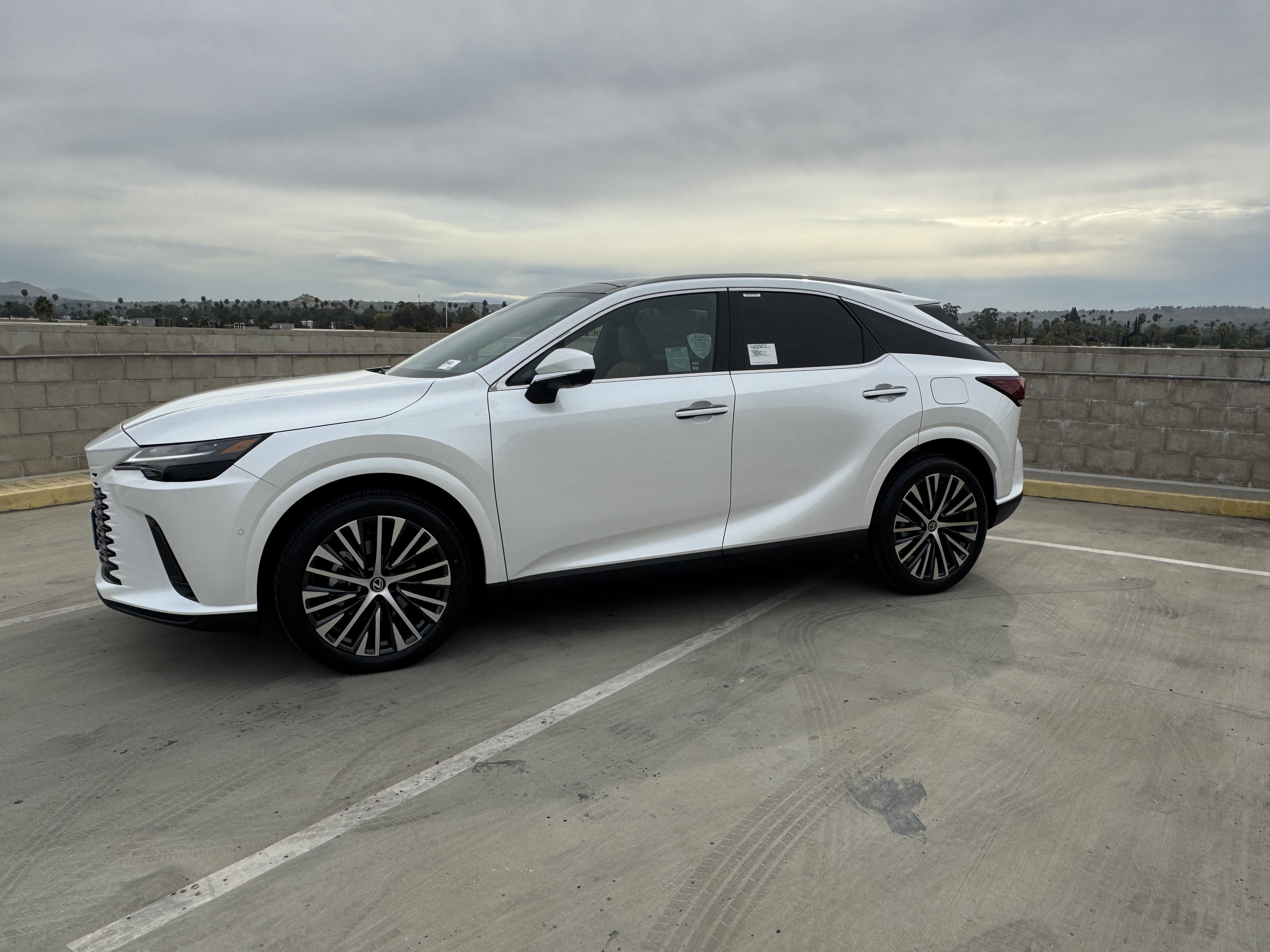 New 2026 Lexus RX 350 w/ Convenience Package AWD/4WD image 5