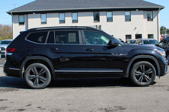 Used 2021 Volkswagen Atlas SE w/ Towing Package image 6