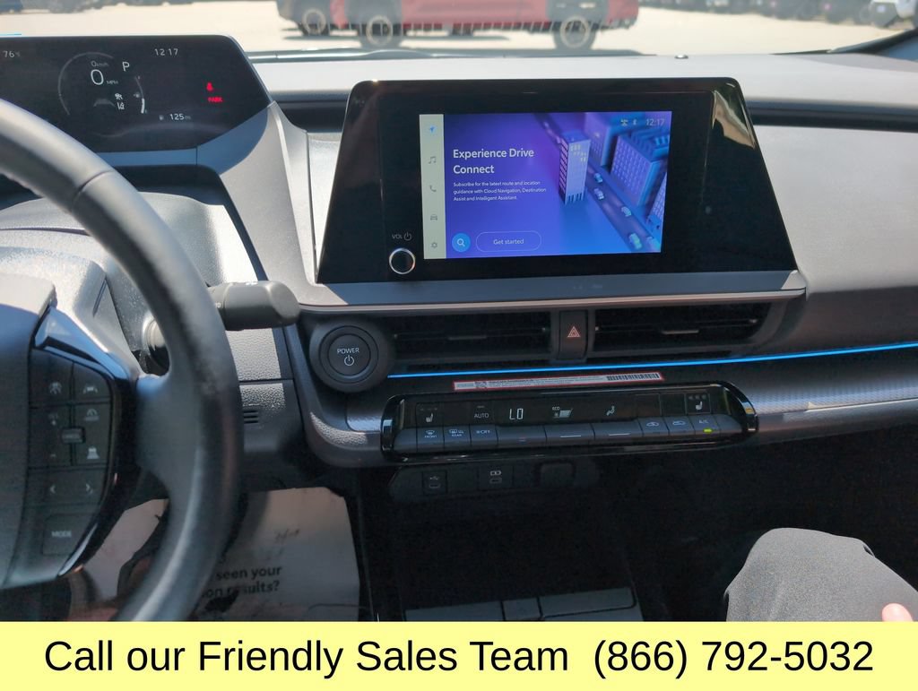 Used 2024 Toyota Prius XLE AWD/4WD image 18