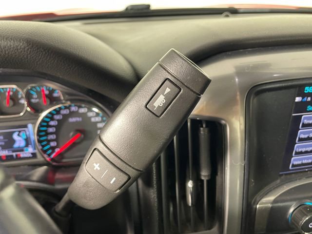 Used 2018 Chevrolet Silverado 1500 LT w/ LT Eassist Package AWD/4WD image 9