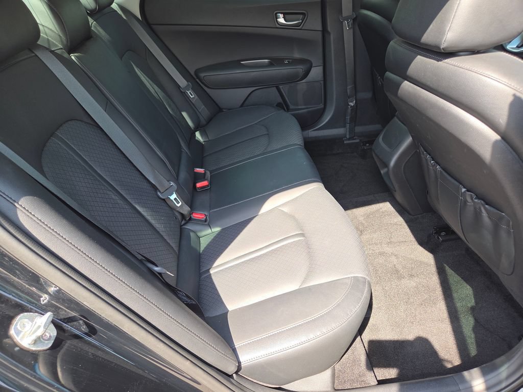 Used 2020 Kia Optima SE FWD image 5