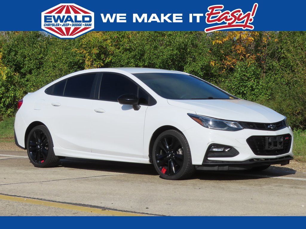 Used 2018 Chevrolet Cruze LT w/ Redline Edition