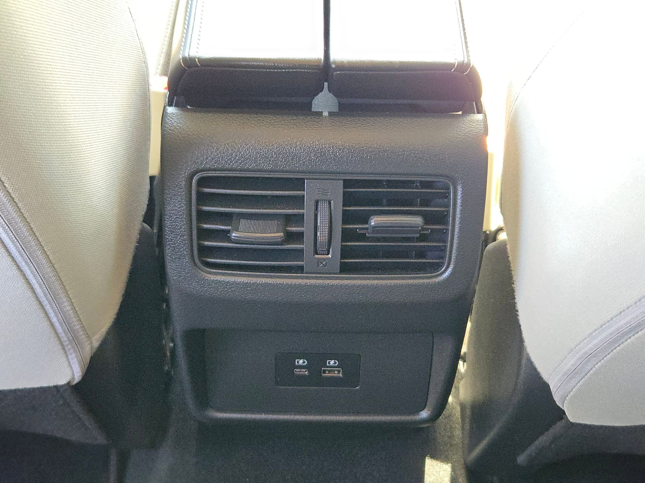 Used 2023 Nissan Rogue SV image 23