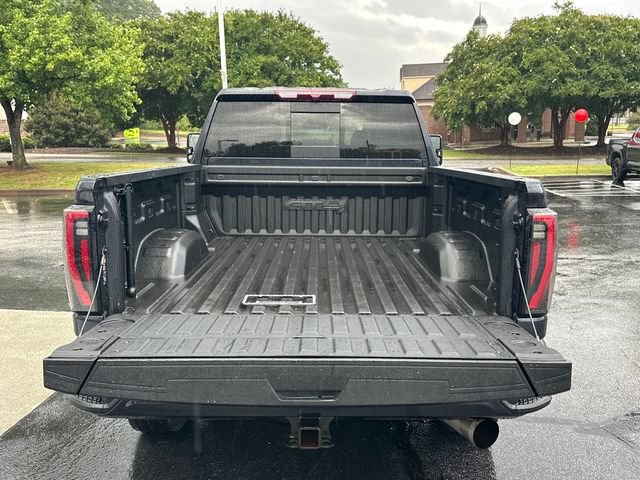 Used 2024 GMC Sierra 2500 AT4 w/ AT4 Preferred Package AWD/4WD image 6