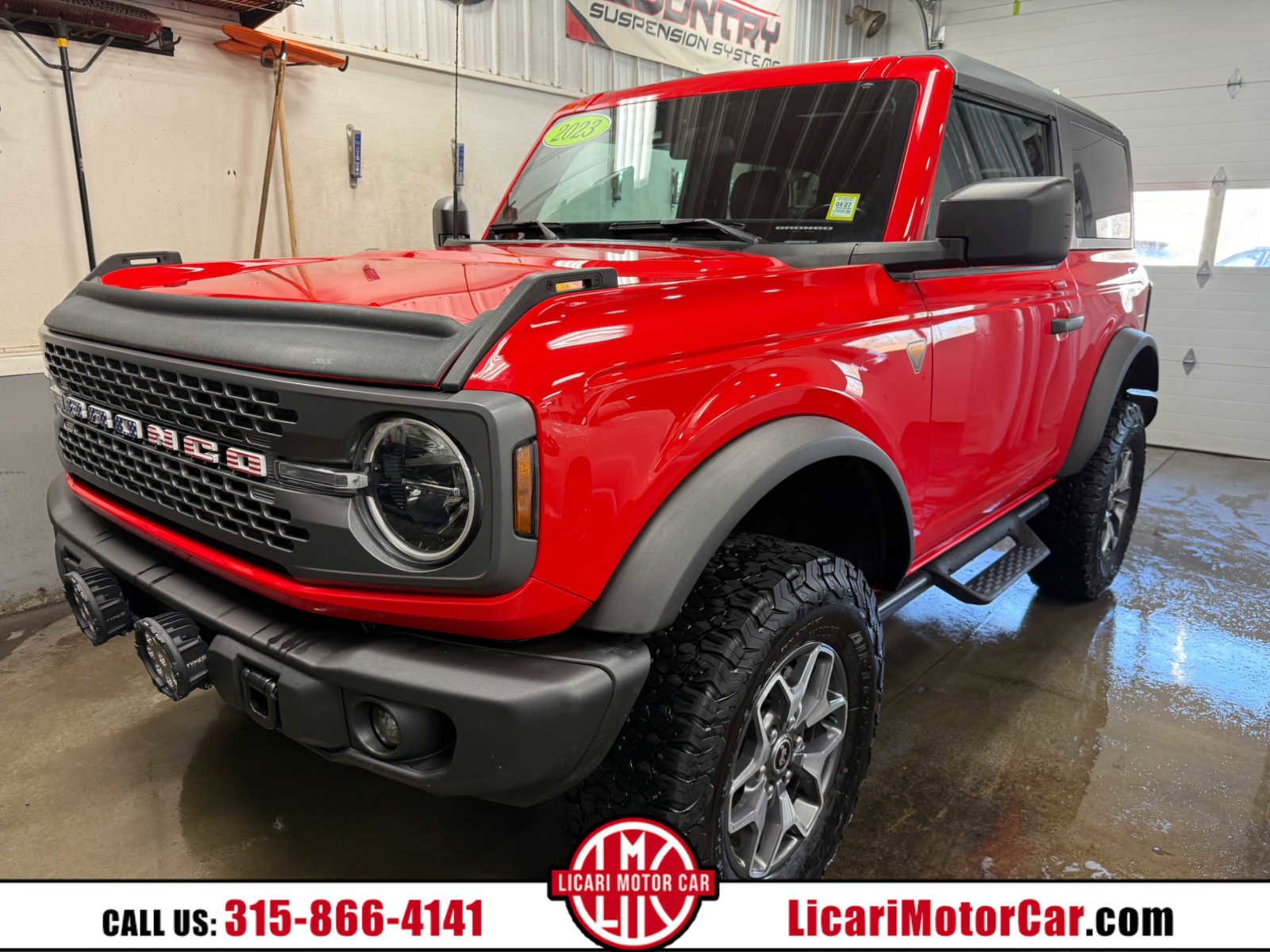 Used 2023 Ford Bronco Badlands AWD/4WD image 1