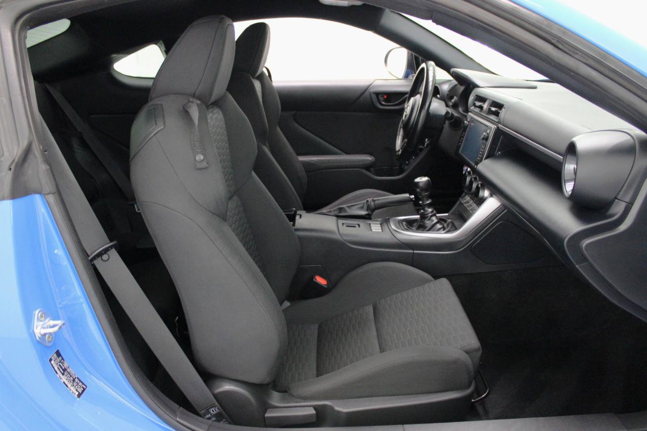 Used 2022 Toyota GR86 image 39