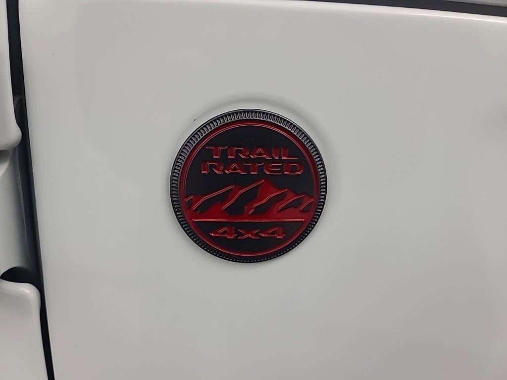 Used 2025 Jeep Wrangler Unlimited Rubicon AWD/4WD image 12