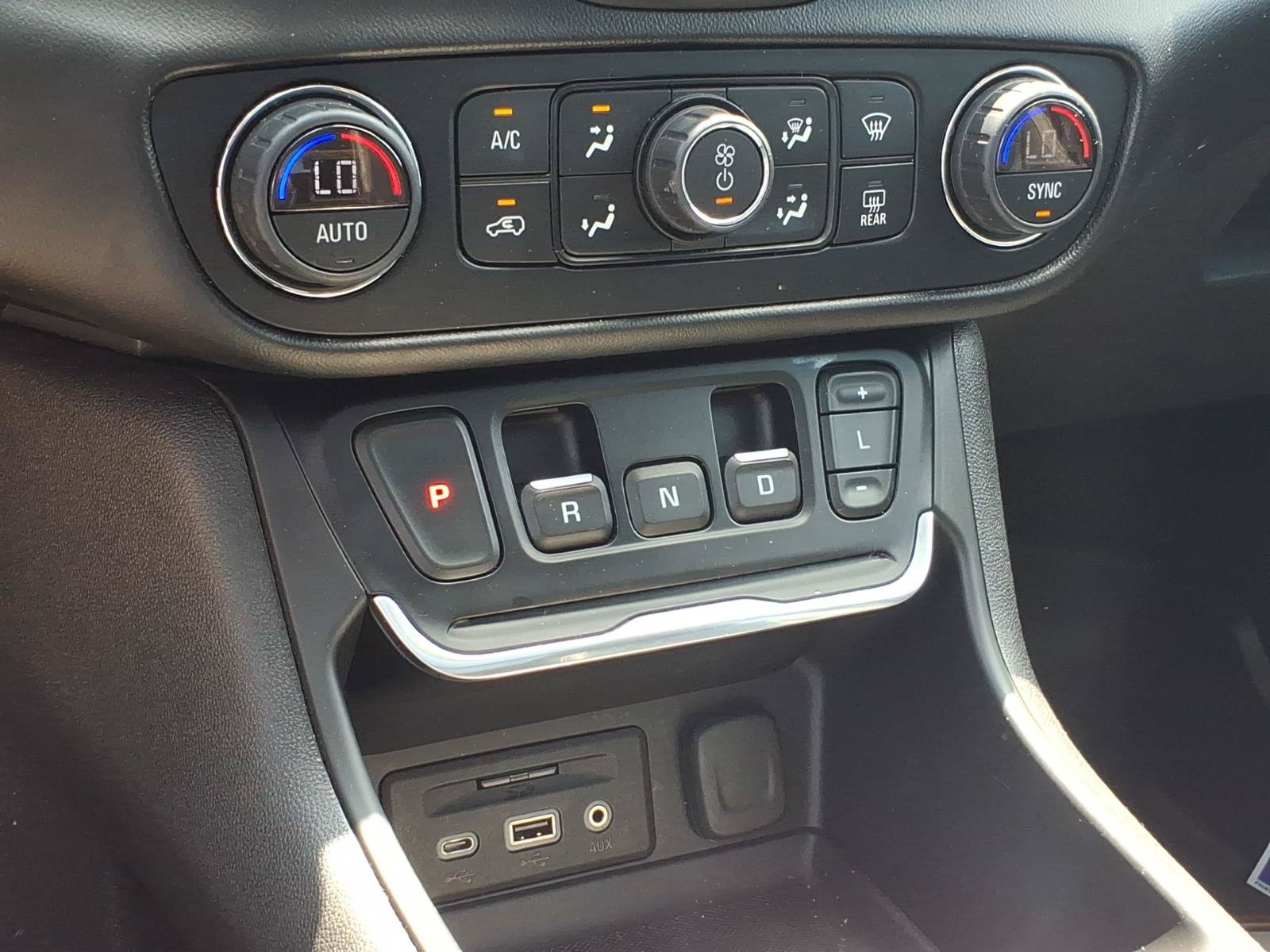 Used 2020 GMC Terrain Denali w/ Denali Premium Package AWD/4WD image 20