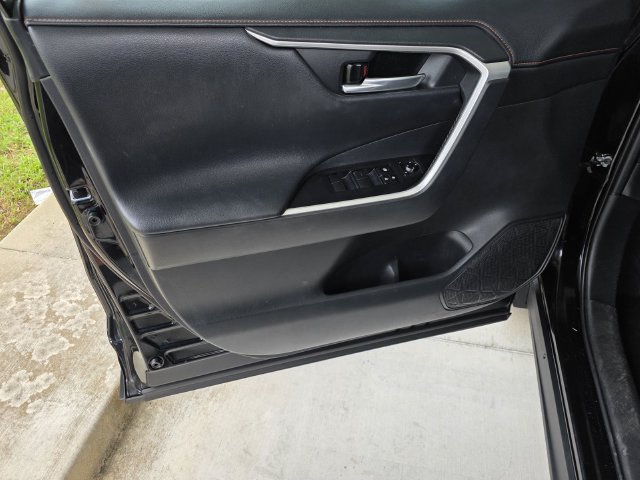 Used 2020 Toyota RAV4 Adventure AWD/4WD image 28