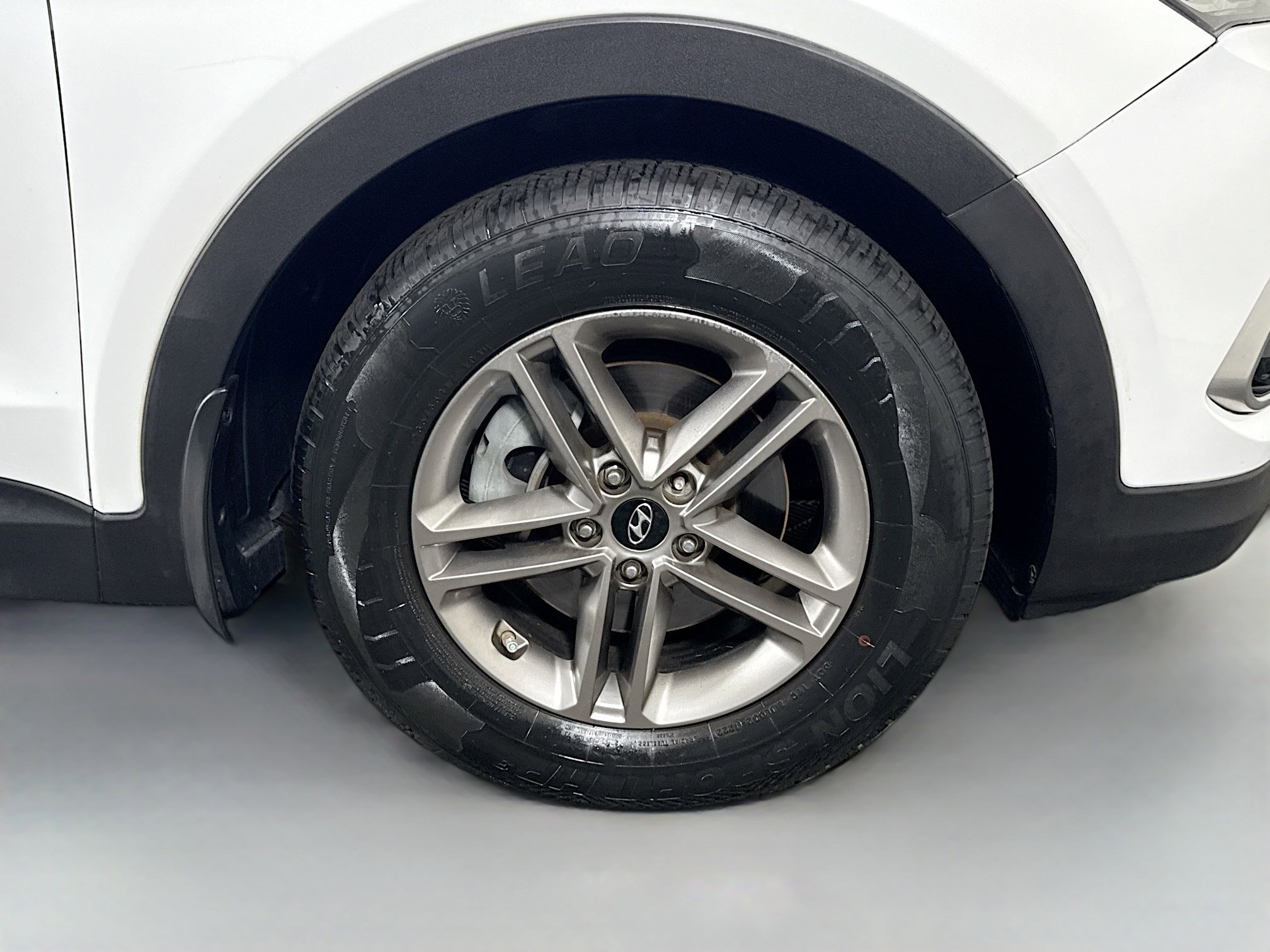 Used 2017 Hyundai Santa Fe Sport image 31