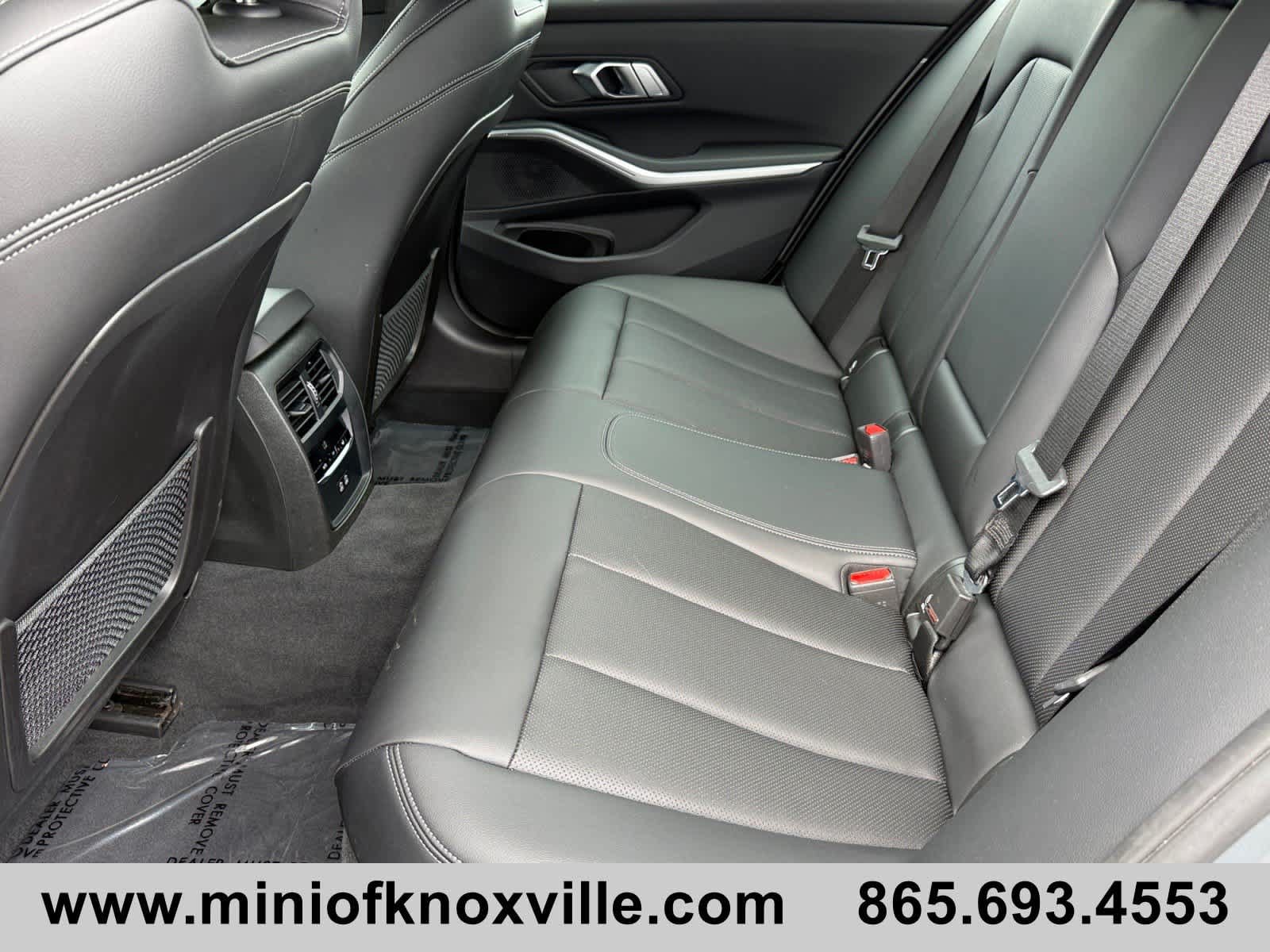 Used 2023 BMW 330i xDrive Sedan w/ Premium Package AWD/4WD image 16