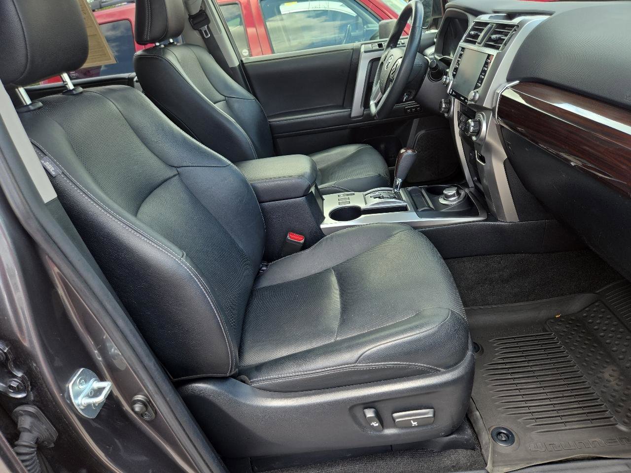 Used 2021 Toyota 4Runner Limited AWD/4WD image 20